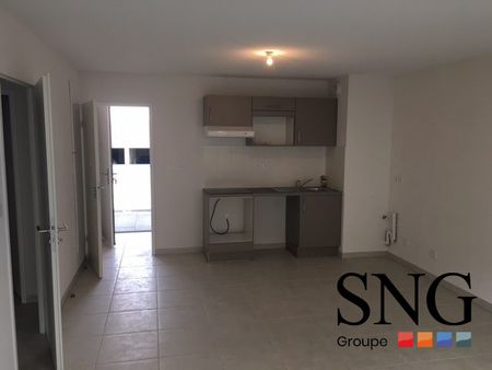 T3 AVEC TERRASSE ET PARKING - Photo 4