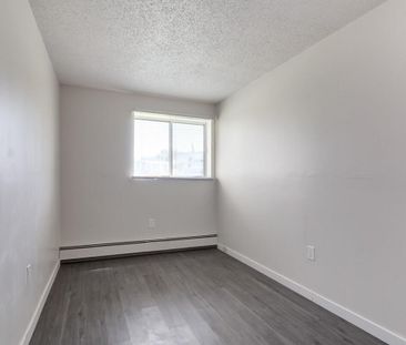 Classic Suite - 1 Bedroom - Photo 3