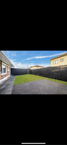 Fully renovated 3-bedroom Unit- Papatoetoe - Photo 3