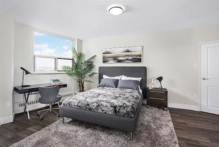 Danforth Apartments - Photo 2