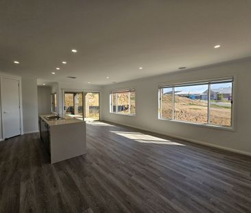 8 Sharman Road - Photo 2