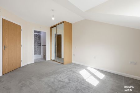 2 bed Apartment To Let - Photo 3