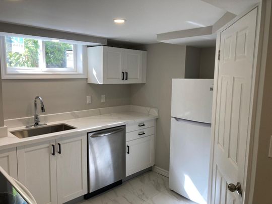 For Lease - 8 Regency Street Unit# Lower, Hamilton, Ontario - Photo 1