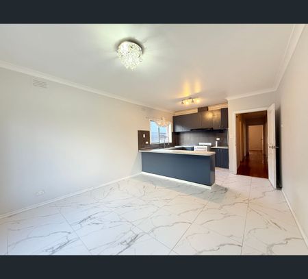 1 Fitzpatrick Drive, Altona Meadows, Vic 3028 - Photo 3