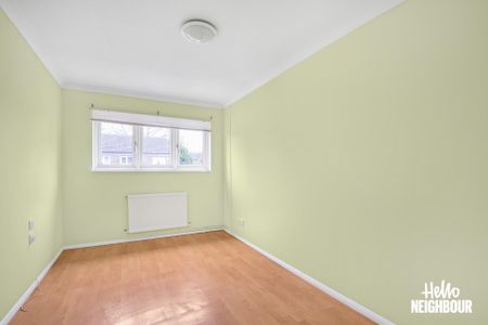 Holmshaw Close - Photo 3