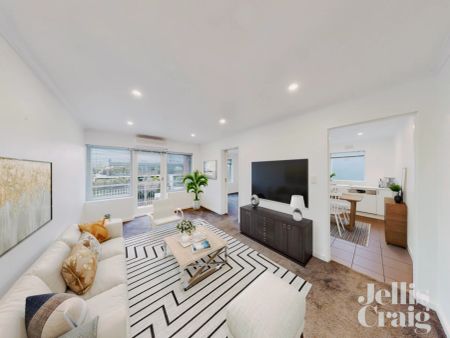 2 Bed, 1 Bath - Photo 2