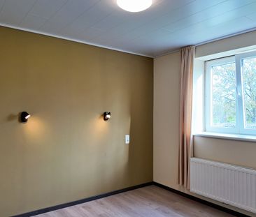 Charmant gerenoveerde woning gelegen te Adegem! - Photo 5