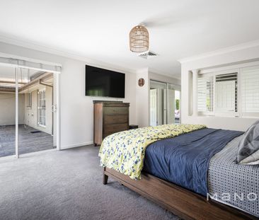 Sunlit living & Modern Elegance - Photo 5