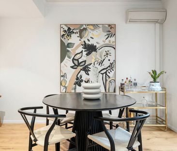 Street Front Townhouse Footsteps From Chapel Street - Photo 6