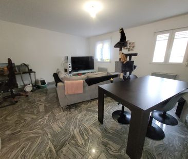 Location Appartement 4 pièces 87m² - Photo 2