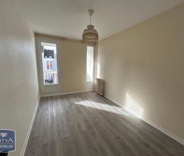 Location Appartement 4 pièces 75m² CHERBOURG-EN-COTENTIN 50100 - Photo 5