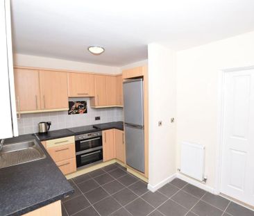 2 bedroom townhouse to rent - Photo 6