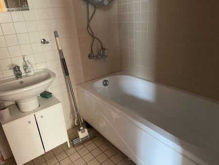 Apartament cu 2 camere de inchiriat in zona Astra - Fotografie 3