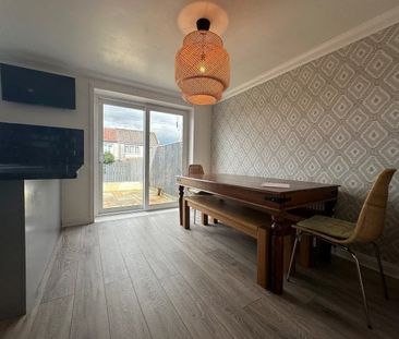 Mainsacre Drive, Larkhall, ML9 - Photo 1
