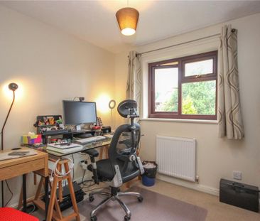 3 bedroom detached house to rent - Photo 3