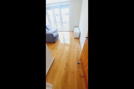 2 Bed Flat, Signal House, SE1 - Photo 2