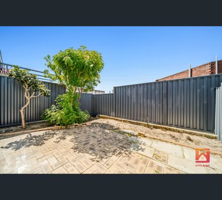 2/19 Freesia Way, Willetton, WA 6155 - Photo 5