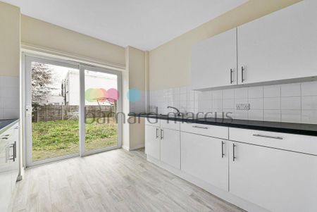 3 bedroom apartment to rent - Photo 4