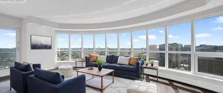 2501 - 195 BESSERER STREET | 2501 - 195 BESSERER STREET, Ottawa - Photo 1