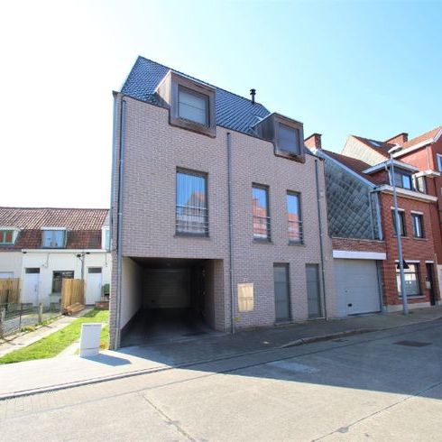 Appartement te huur - Photo 1