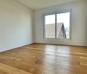 Topmoderne 3.5-Zimmer-Wohnung im Eigentumsstandard - Photo 2