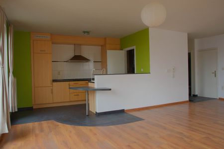 LICHTRIJK APPARTEMENT MET 2 SLPKS IN GROENE OMGEVING - Foto 4