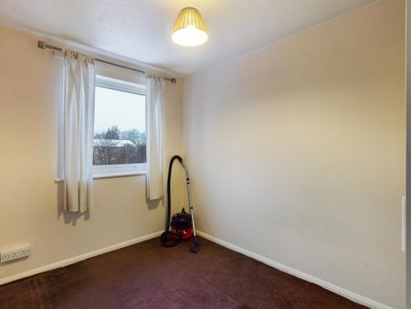 2 bedroom maisonette to rent - Photo 3