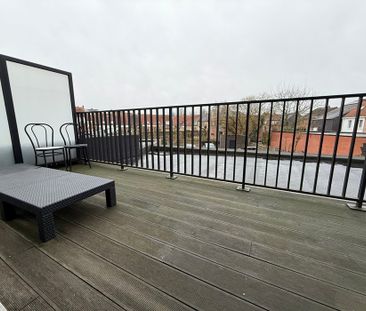 TE HUUR: Ruim duplex-appartement met terras in Tielt. - Foto 1