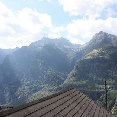 3 1/2-Zimmer-Wohnung mit Mansarde / appartamento di 3 1/2 locali con mansarda - Foto 1