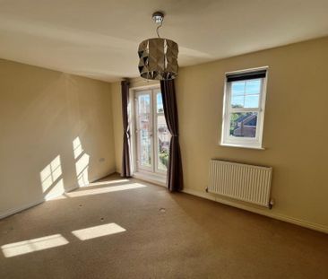 4 Bedroom Terraced To Let - Photo 1