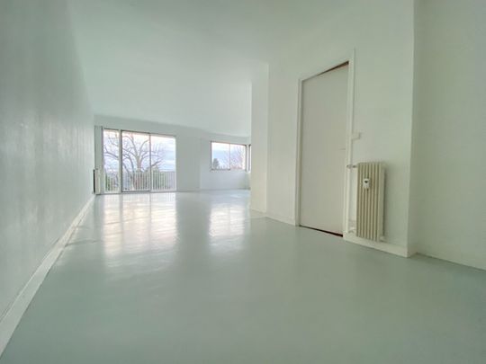 Location Appartement 5 pièces 130m² MONT ST AIGNAN 76130 - Photo 1