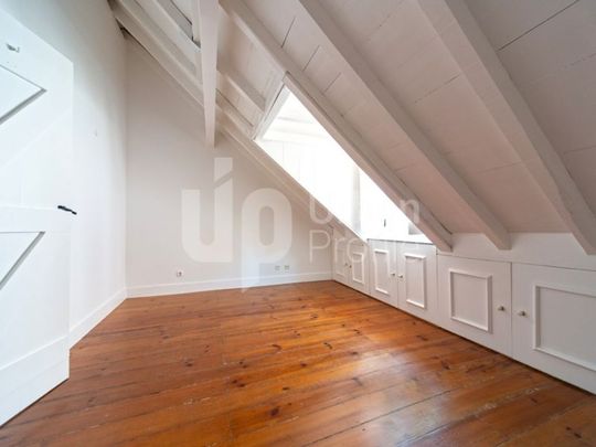 2 room luxury Apartment for rent in Lisbon - Photo 1