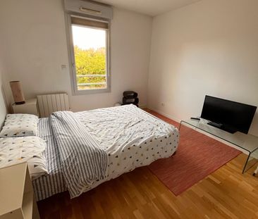 Location Appartement 4 pièces 90m² TASSIN LA DEMI LUNE 69160 - Photo 2