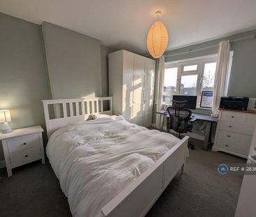 2 bedroom maisonette to rent - Photo 6