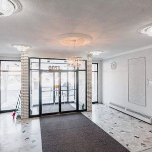 Superbe Appartement 3 Pièces Et Demie Situé Au Cœur De LaSalle! - Photo 3