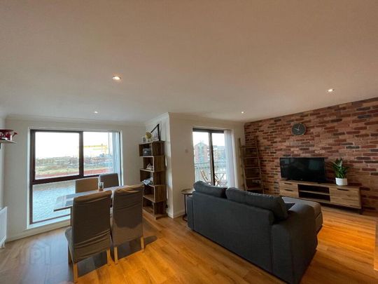 48 St Johns Wharf, Laganbank Road, Belfast, BT1 3LT - Photo 1