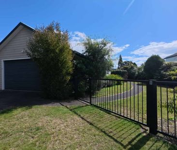 Premium Address - Top Quality Property - Fully Furnished - Photo 5