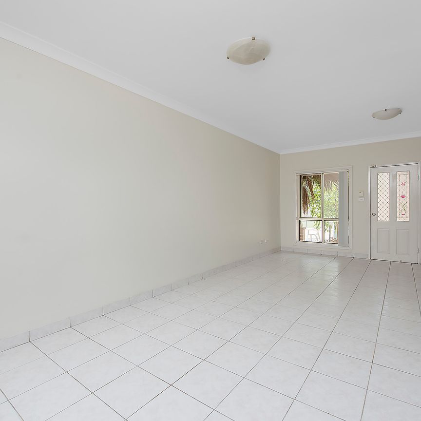 15/12 Eastern Road, Quakers Hill NSW 2763 - Townhouse For Rent | Domain - Photo 1