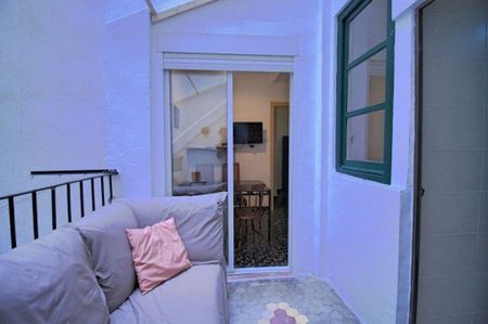 Carrer del Pintor Gisbert, Valencia, Valencian Community 46004 - Photo 5