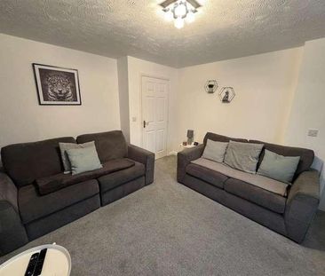 Sharket Head Close, Queensbury, Bradford, BD13 - Photo 4