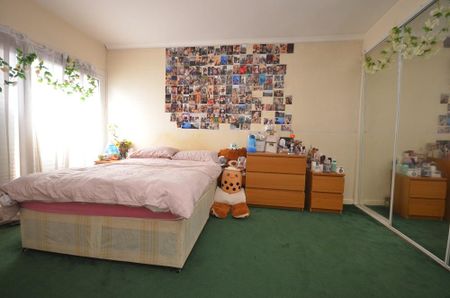 5 bedroom terraced house to rent - Photo 5