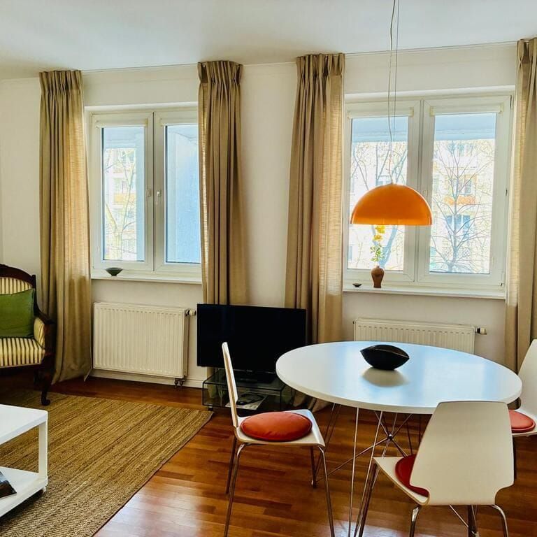 sprawdź>>> Saska Kępa - przytulna nieruchomość 52 m² - Photo 1