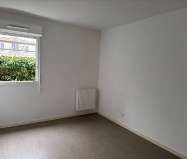 Location Appartement 2 pièces 39m² - Photo 4