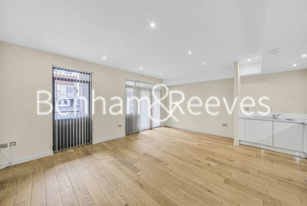 This Space, Nine Elms, SW8 - Photo 1