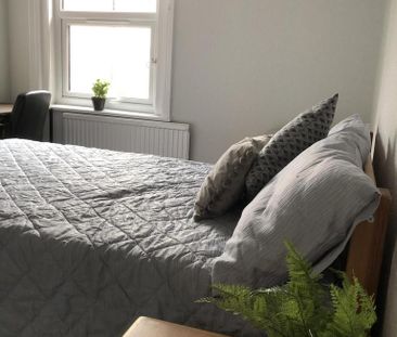 1 bedroom in a house share to rent - Photo 5