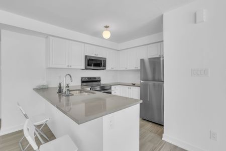 For Lease - 107 Appletree Lane, Barrie, Ontario - Photo 5