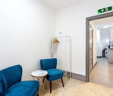 Studio Flat, Bond Street, W5 - Photo 2