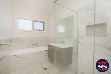 58 Ken Herde Crescent, Taylor ACT 2913 - House For Rent | Domain - Photo 2