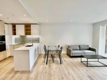 1 Bed Flat, Blenheim Mansions, N8 - Photo 3