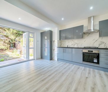 Caithness Road, Mitcham, Surrey, CR4 - Photo 5